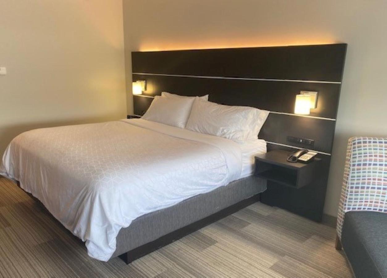 Holiday Inn Express & Suites Warrensburg North By Ihg Kültér fotó